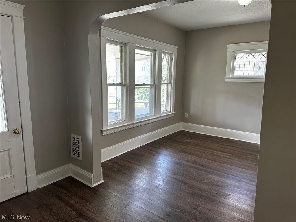 919 Nathaniel Rd – photo 3