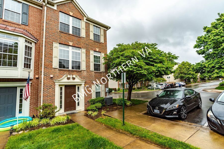 5819 Pearson Ln – photo 2