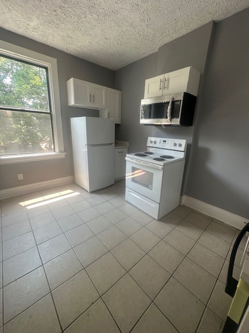 3017 Ashlyn St unit 3017 Ashlyn St 2 – photo 2