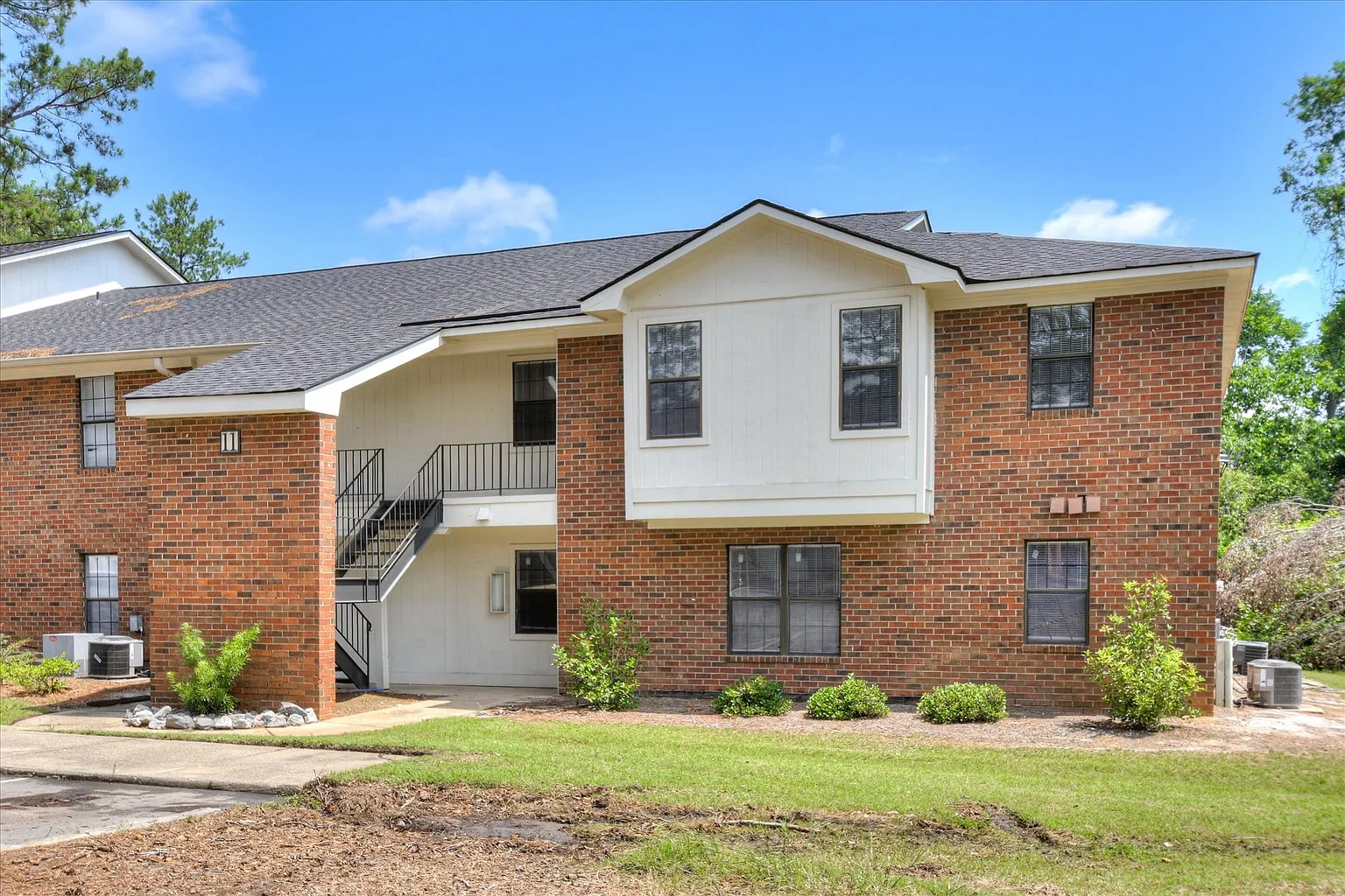 Hunters Run Apartments – photo 3