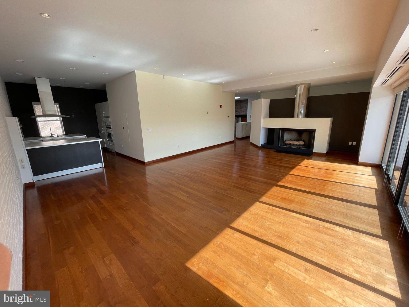 3336 Cady's Alley NW unit 201 – photo 4