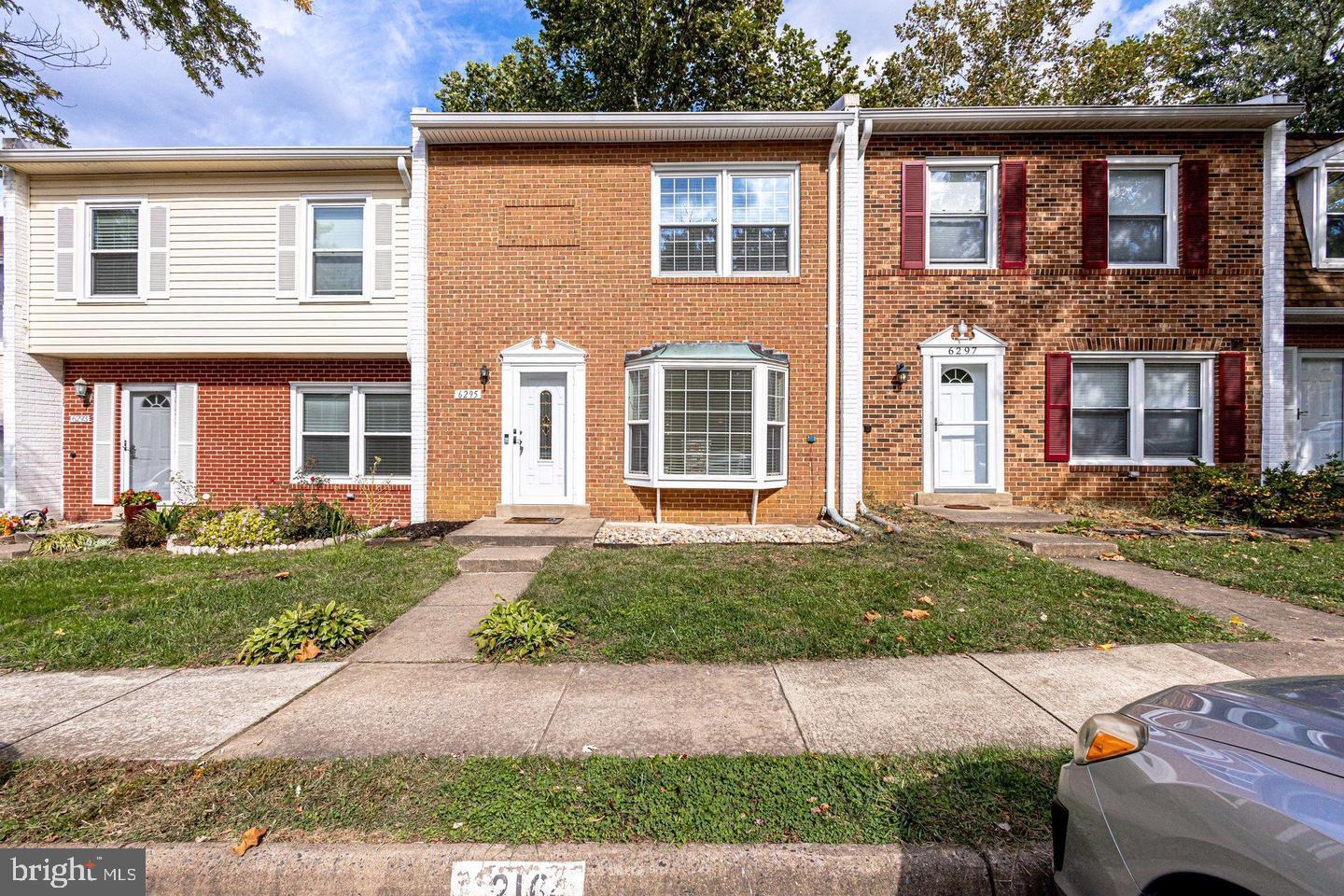 6295 Hillary Ct – photo 2
