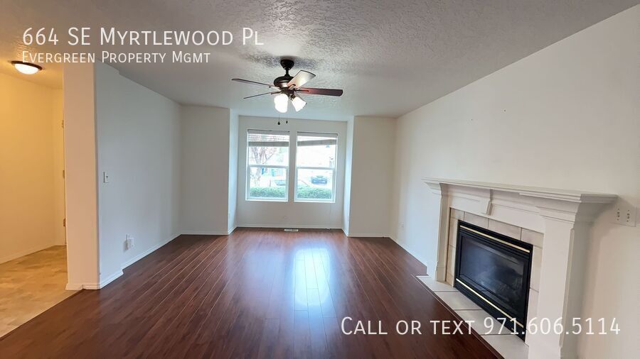 664 SE Myrtlewood Pl – photo 4