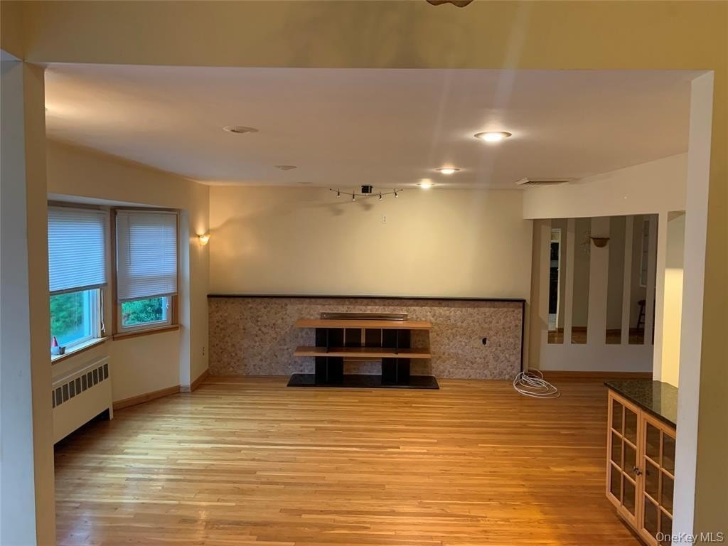 2 Stuart Dr – photo 2