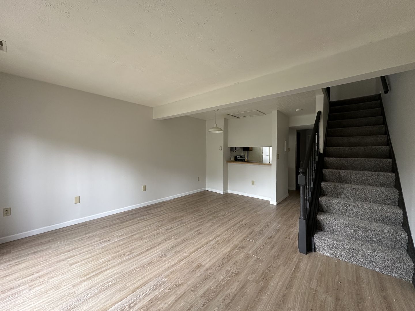 1245 Green Valley Dr unit 1245-B – photo 4