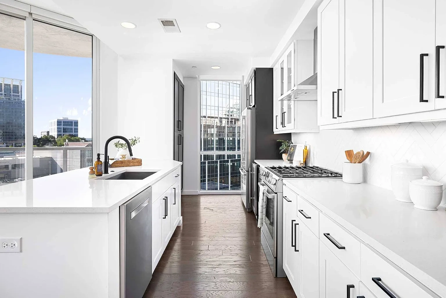 The Huntley Luxury Apartments – photo 5