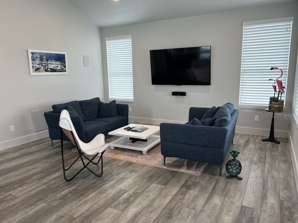 104 Port Isabel St – photo 4