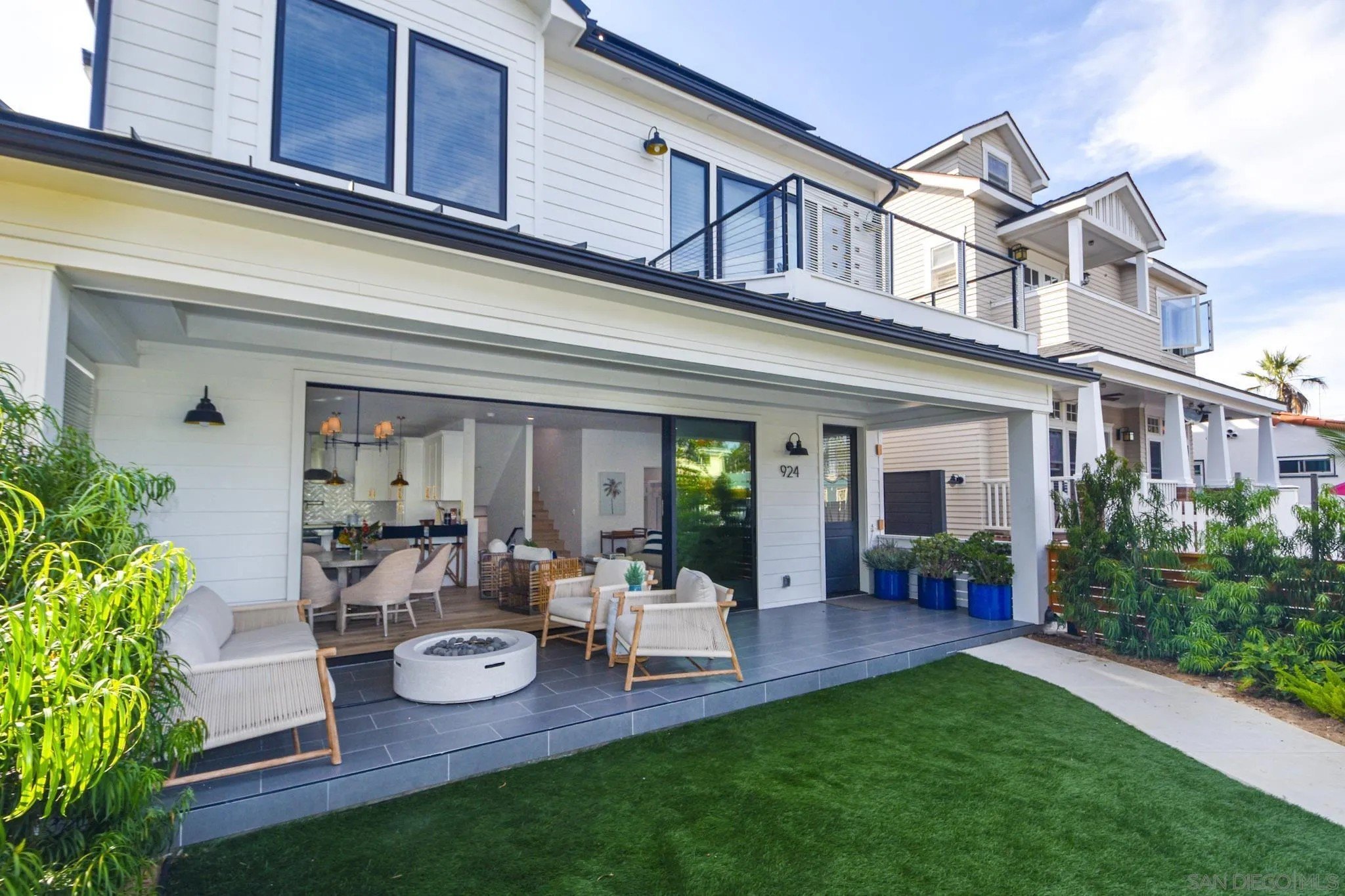 924 D Ave – photo 4