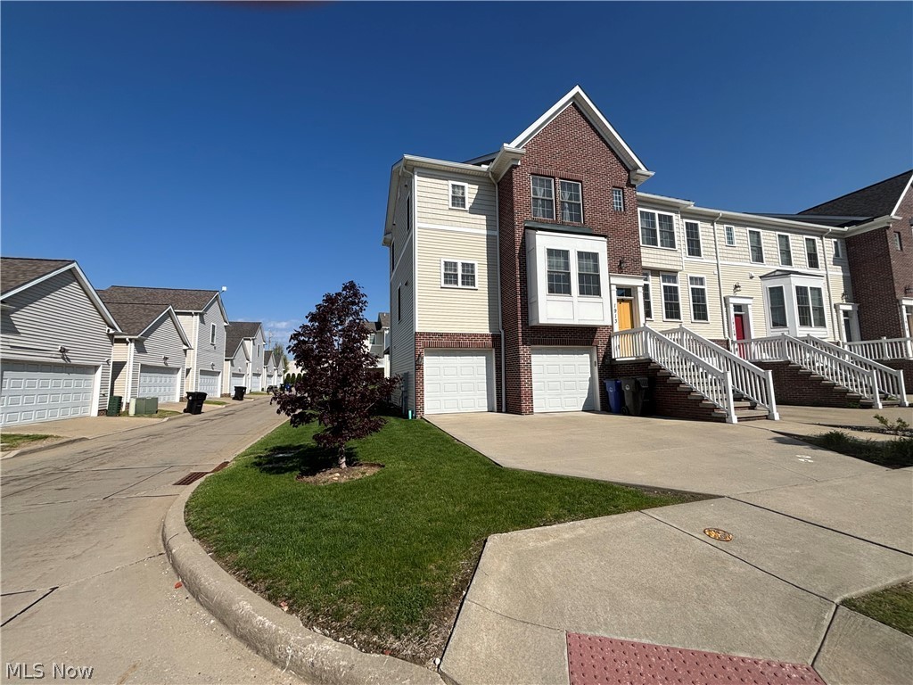 1913 E 86th St – photo 1