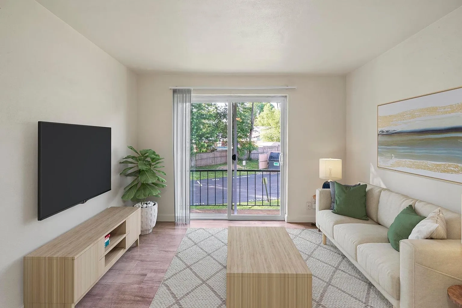 Westport Edge Apartments – photo 3