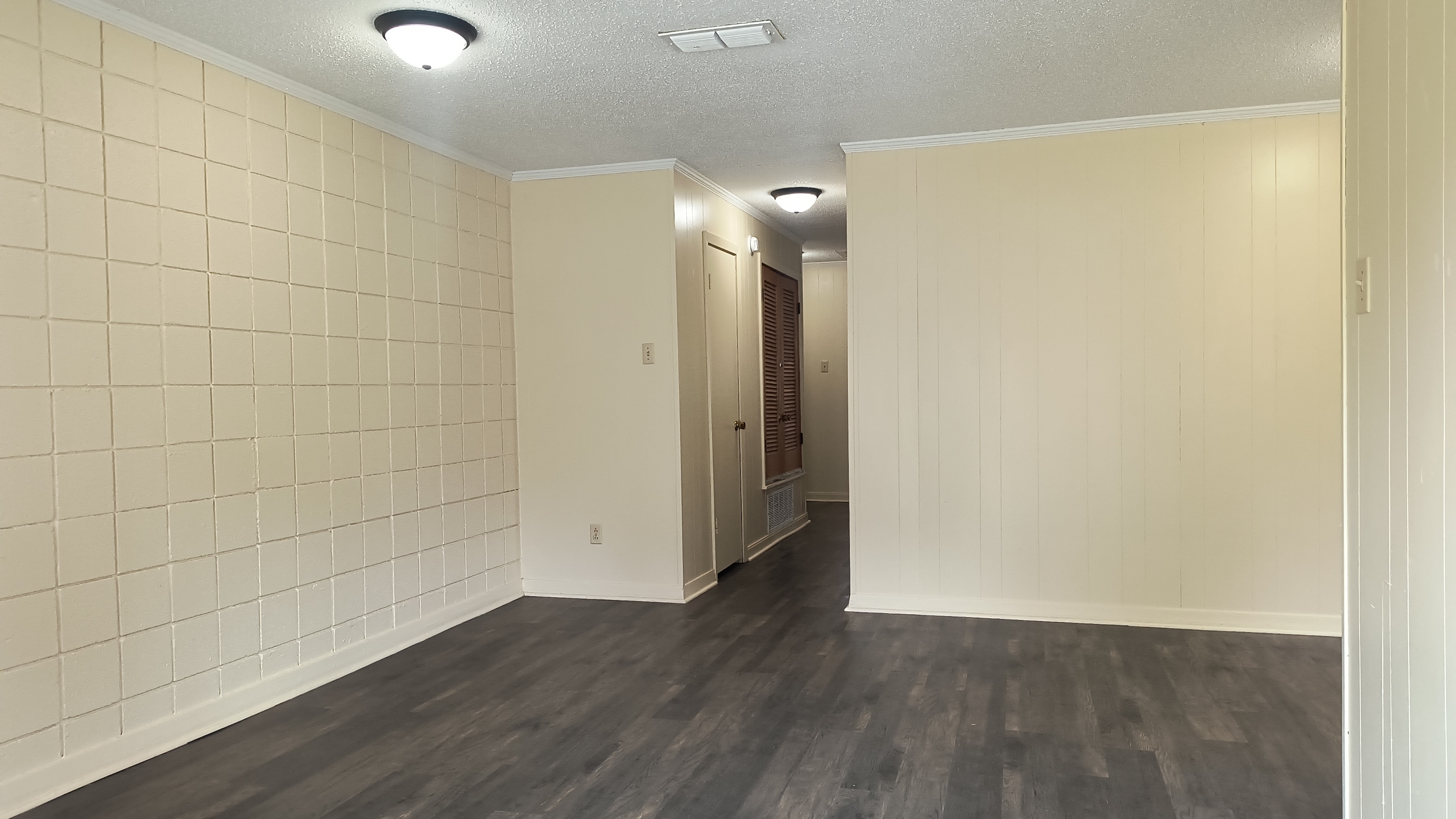 3010 S Holly St – photo 1