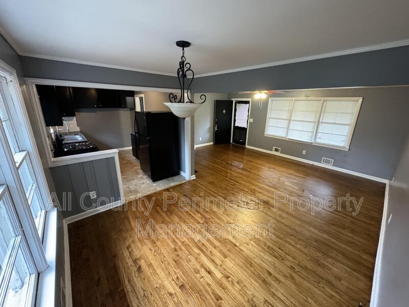 2759 Ellenwood Cir – photo 2