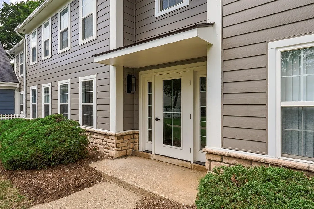 Whethersfield Apartments – photo 1