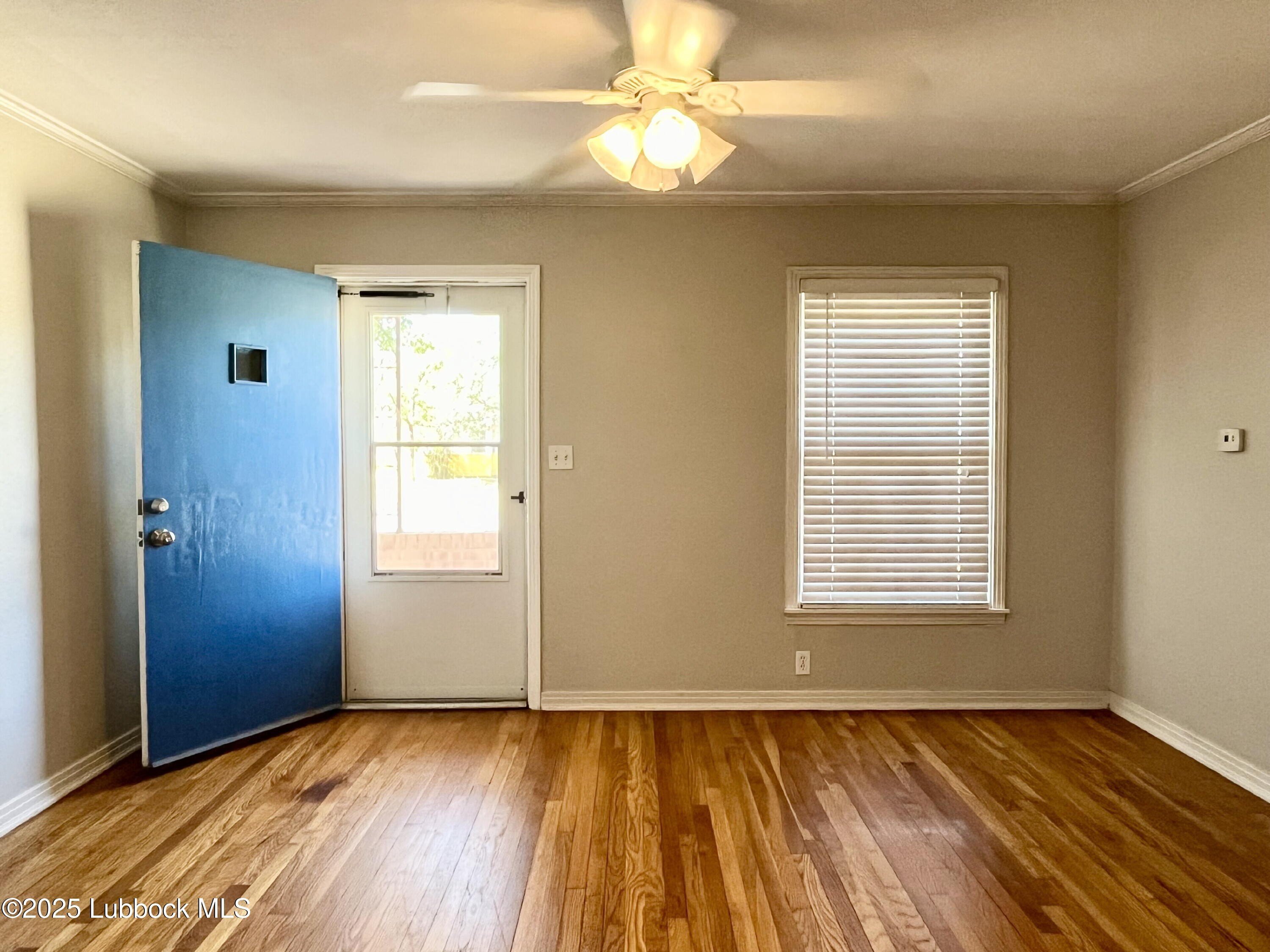 3119 33rd St #B – photo 3