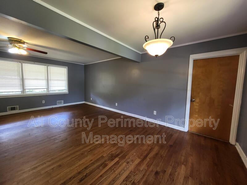 2759 Ellenwood Cir – photo 4