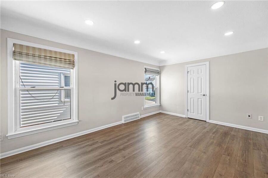 1653 Woodhurst Ave – photo 5