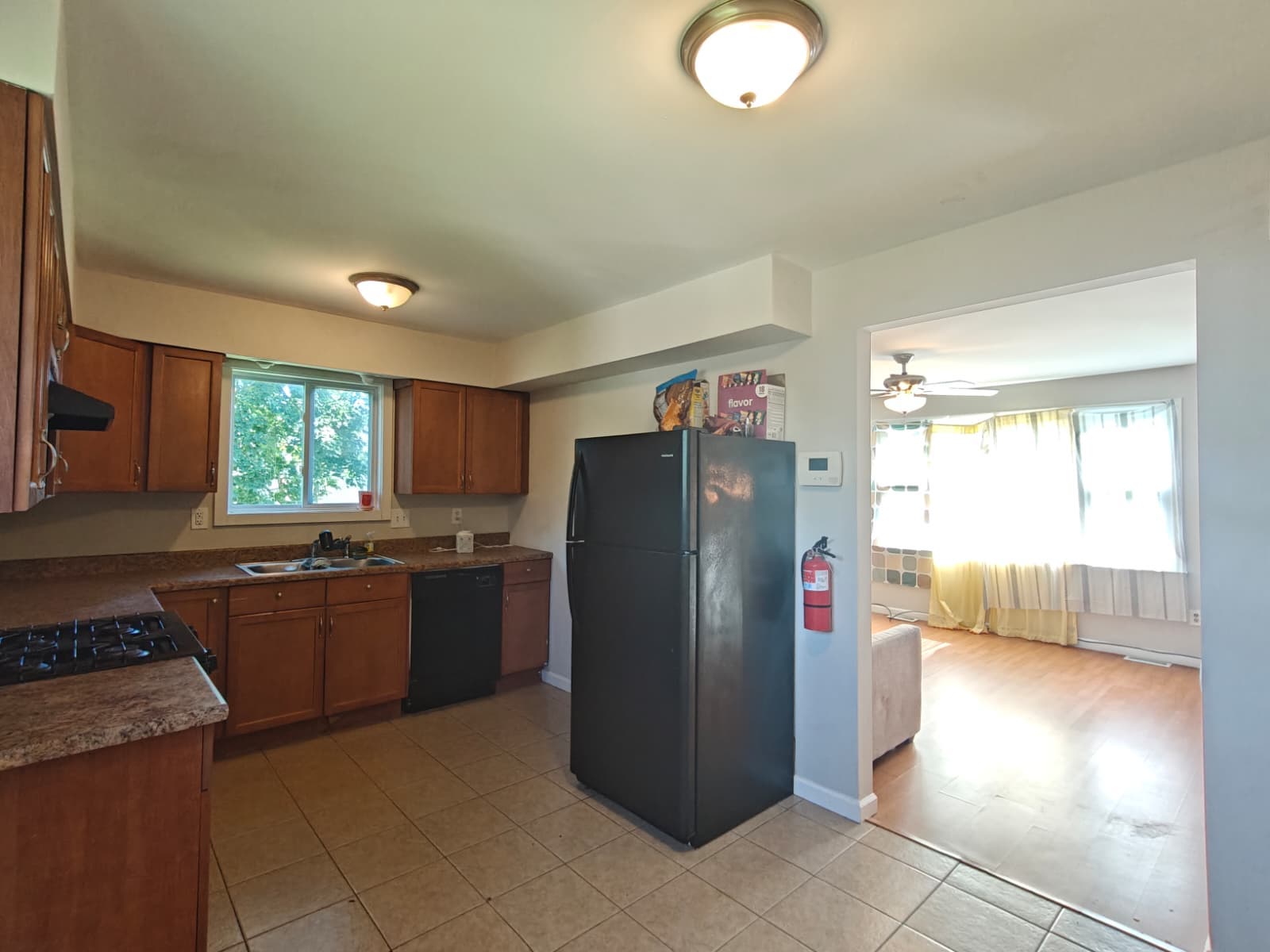 210 Valley Rd – photo 5