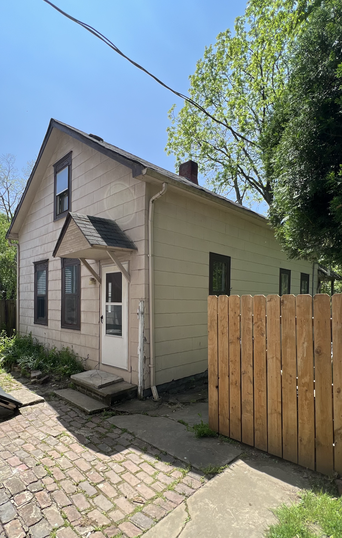 3656 E 63rd St unit 5 – photo 1