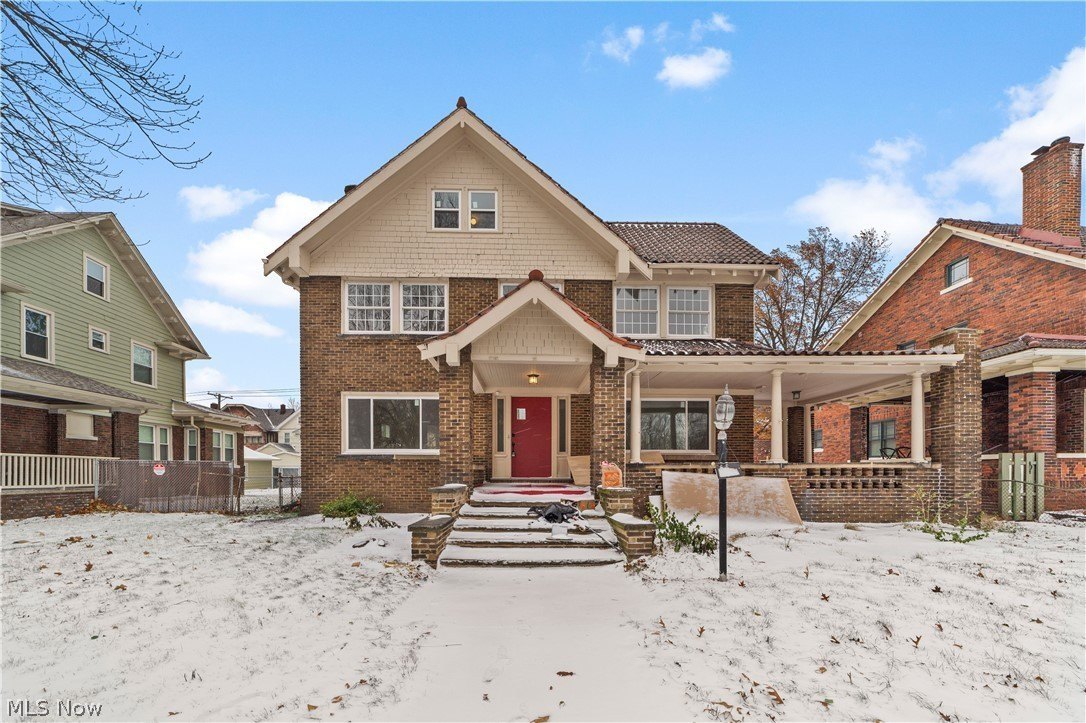 867 East Blvd – photo 2