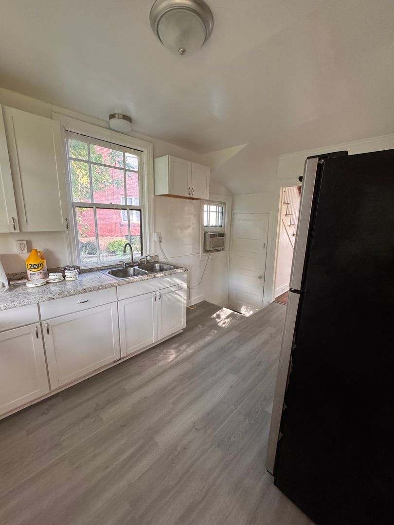 326 Shenango Blvd – photo 4