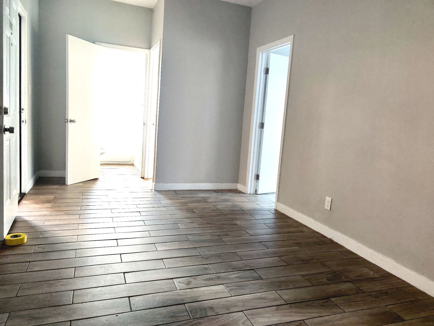 901 N Arrowhead Ave unit 203 – photo 2