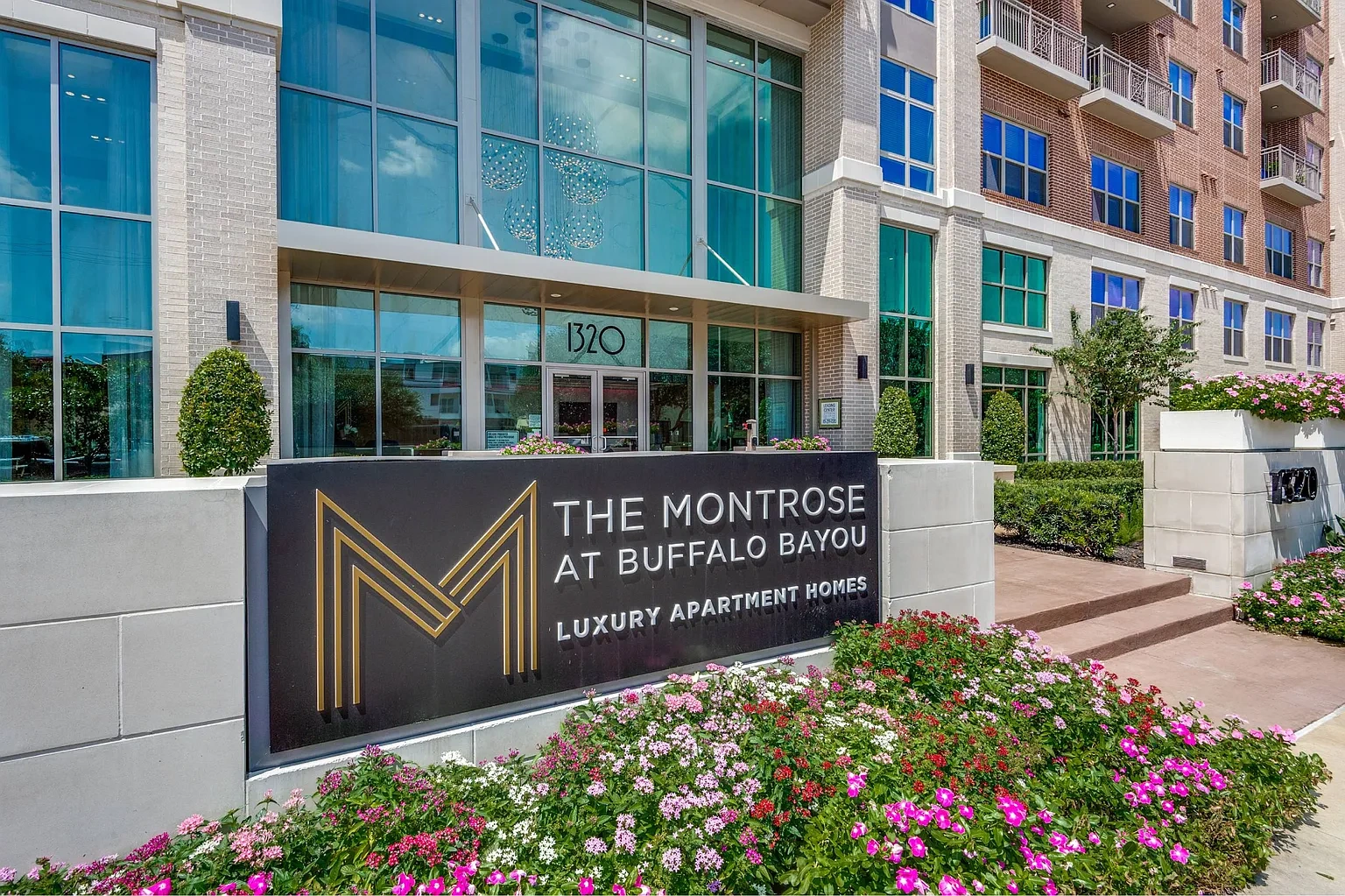 Montrose at Buffalo Bayou – photo 2