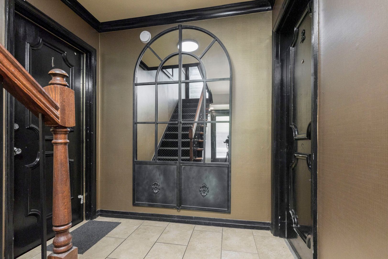 1166 Castlevale Dr unit 2 – photo 3