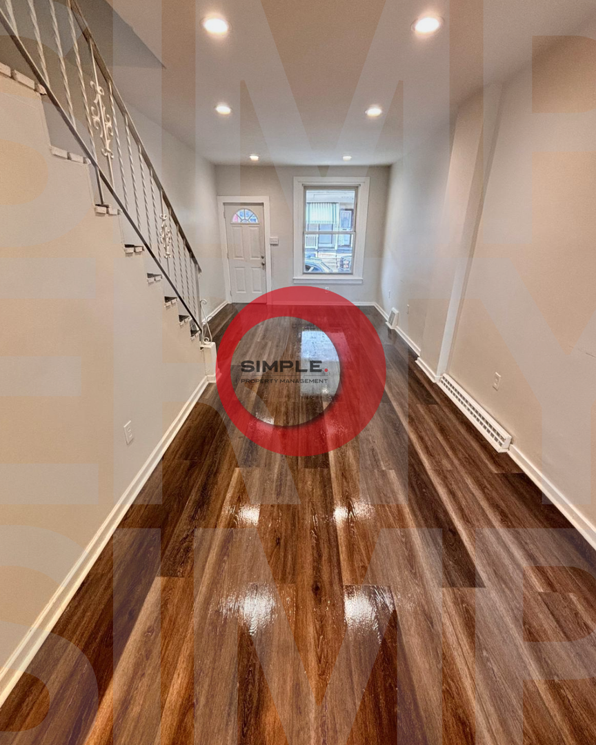 1146 Locust St – photo 3