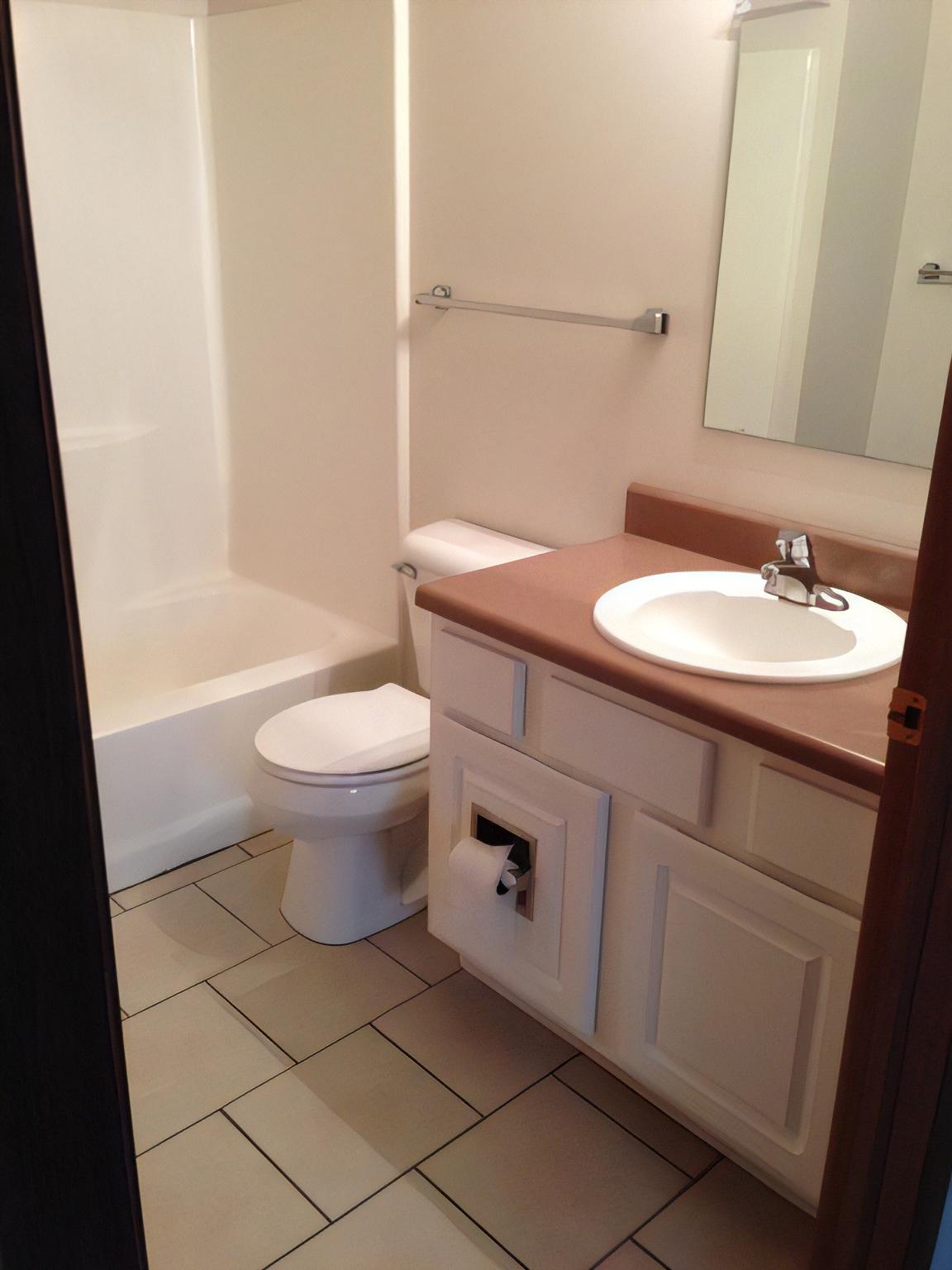 2755 Lexington Ave unit D45 3rd Fl – photo 4