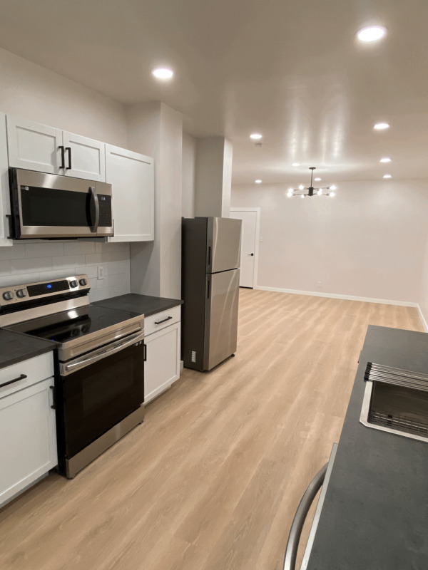 5140 Butler St unit 2 – photo 1