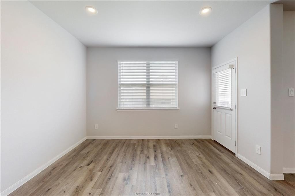 968 Rice Dr – photo 4