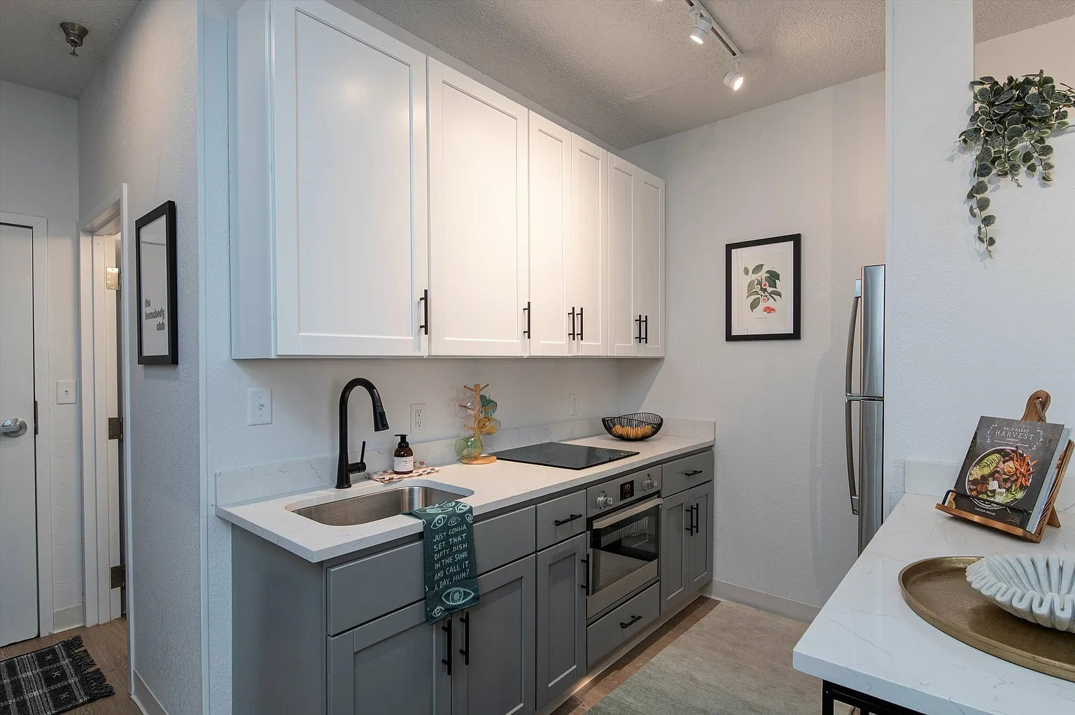 1395 Hudson – photo 3