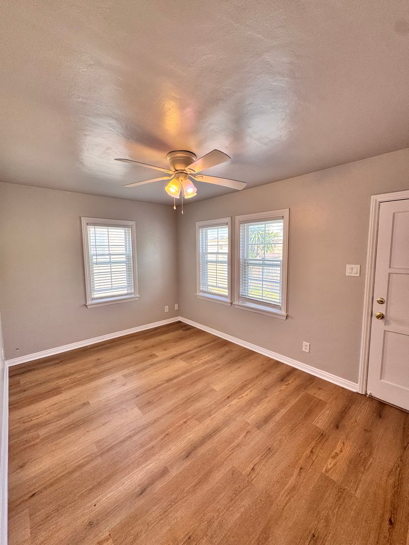 739 E Willow St unit 741C – photo 1