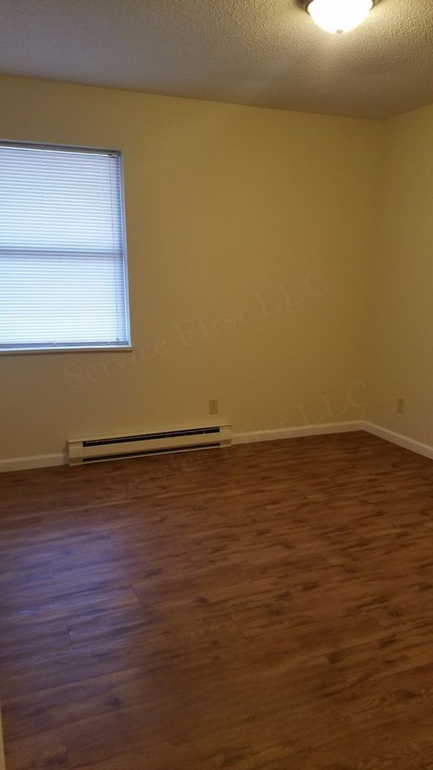 201 Main Delta St unit 16 – photo 2