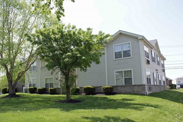 132 N Cherry St – photo 2