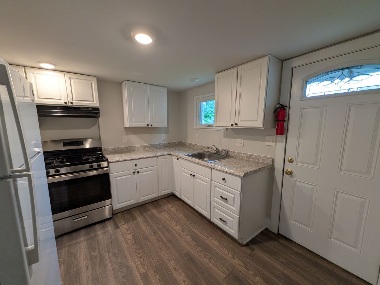 417 Lincoln Ave – photo 4