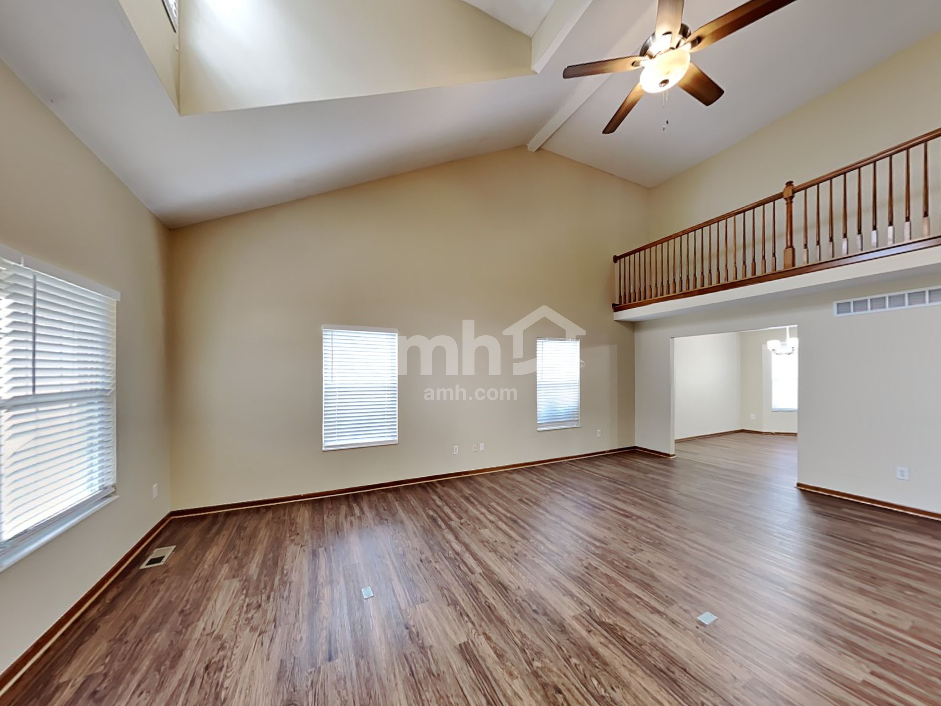 5923 Aquamarine Dr – photo 4