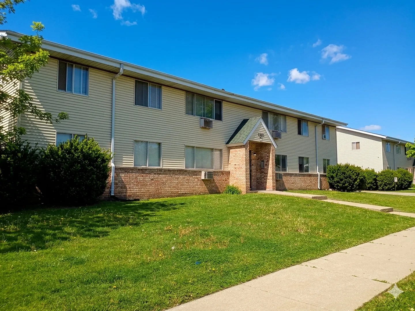 Oak Apartments in Kenosha – photo 3