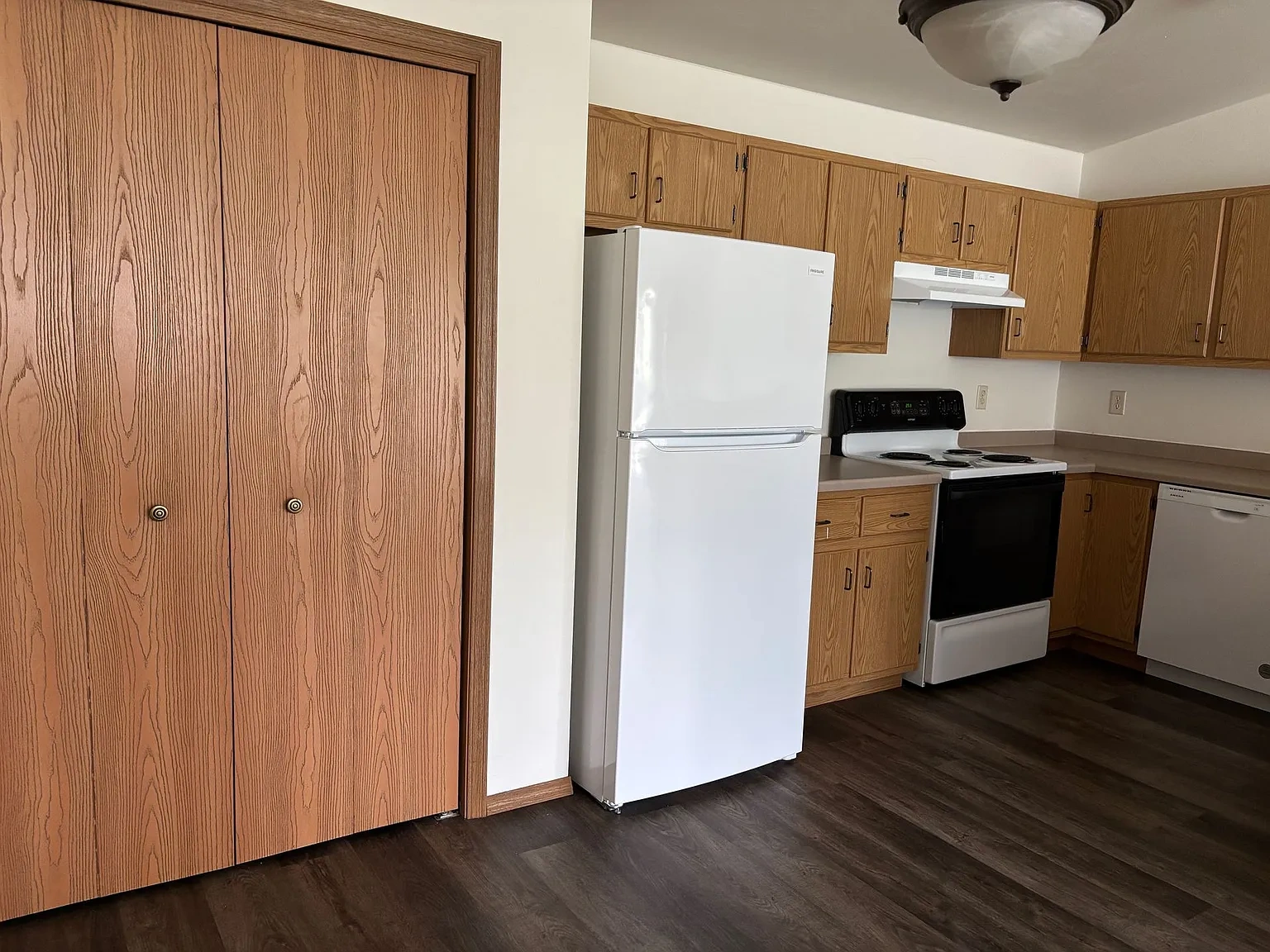 Ashbury Apartments-Appleton – photo 4