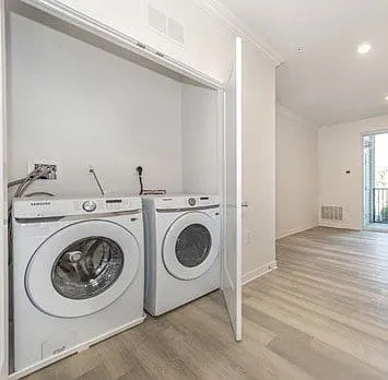 Oak Tree Apartments – photo 4