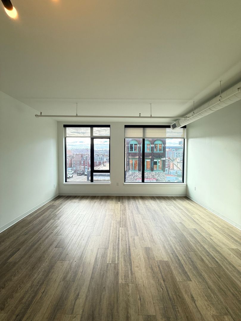 1709 Fifth Ave unit Unit 412 – photo 2