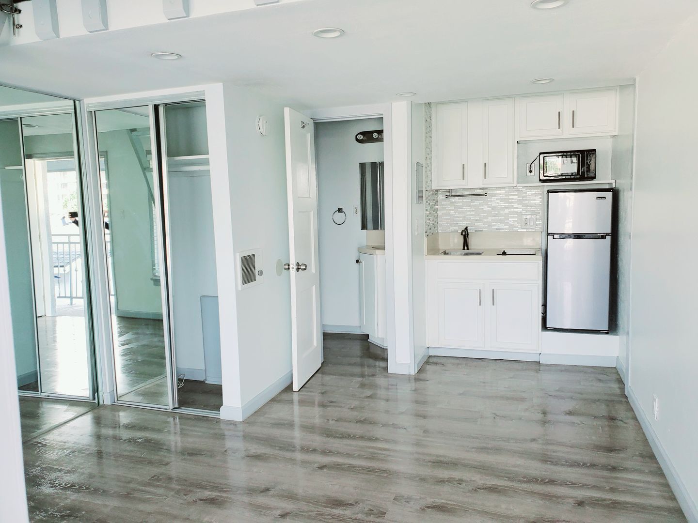 5465 2nd St unit 21 – photo 1