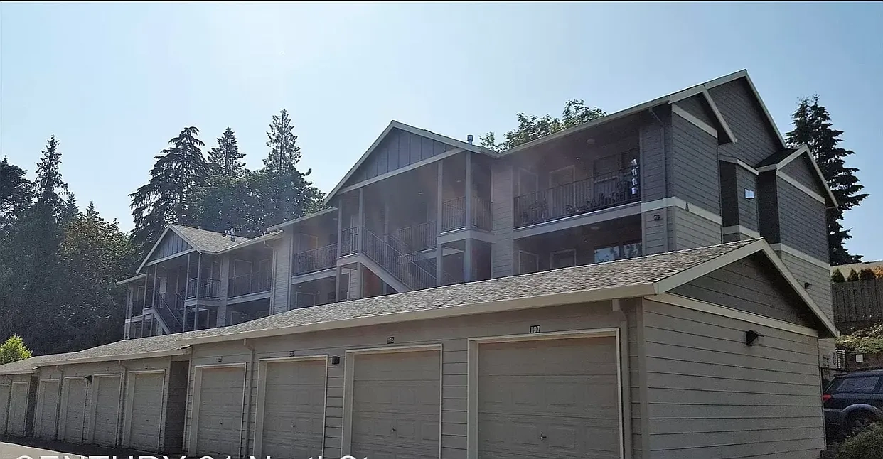 TUPPER HILL APARTMENTS – photo 2