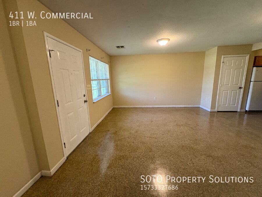 411 W Commercial St – photo 3