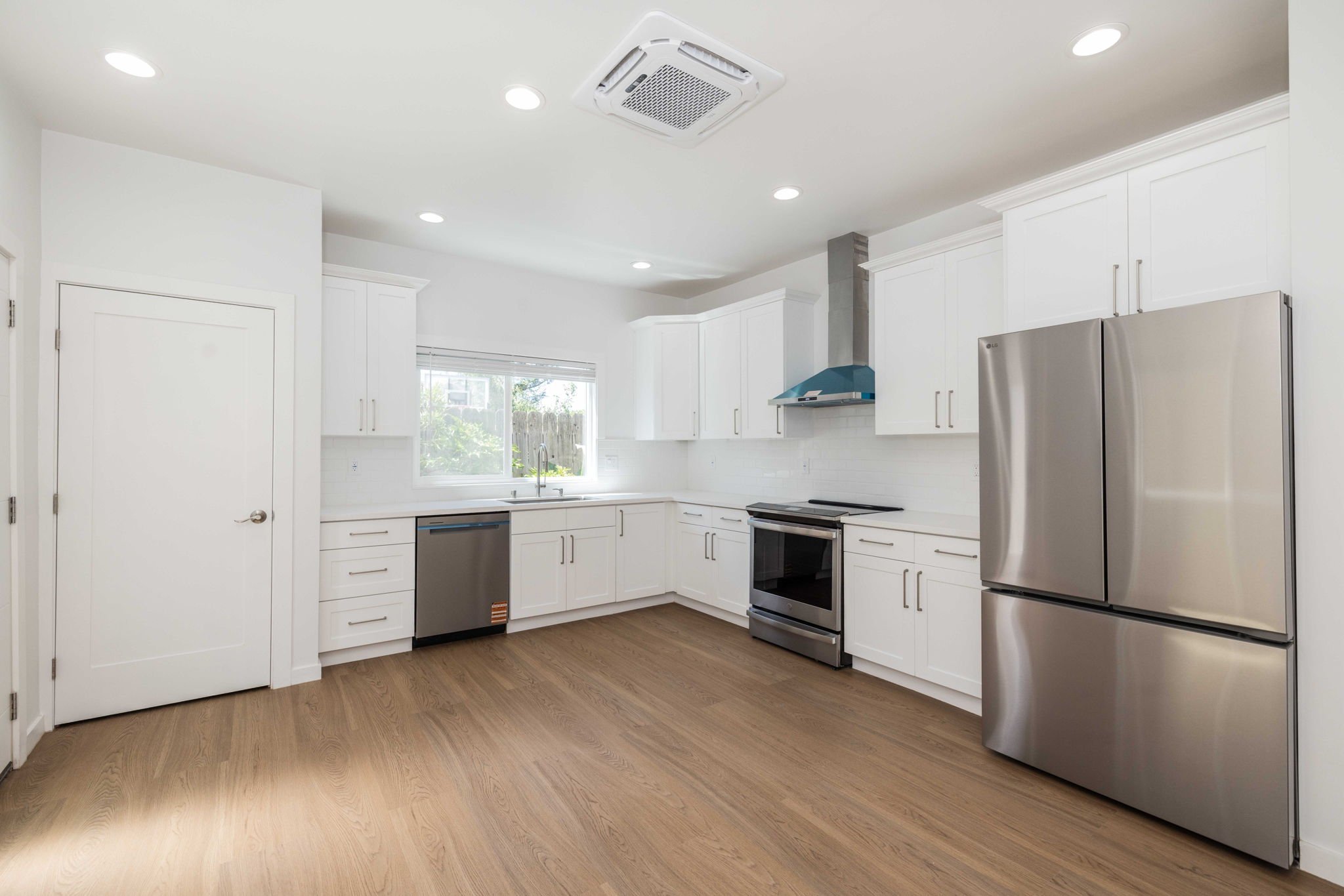 19139 Vaughn Ave – photo 3