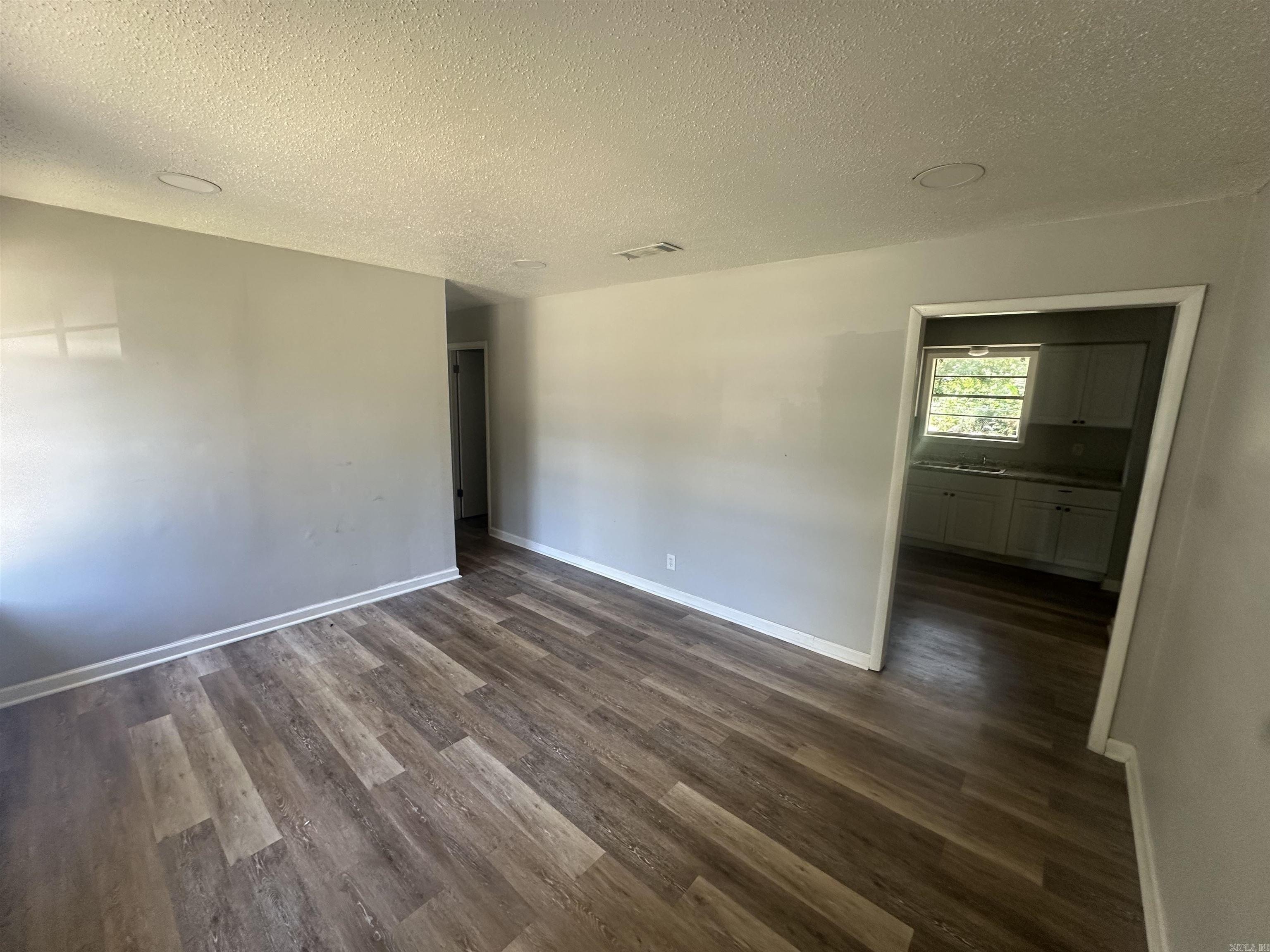9010 Tedburn Cir – photo 2