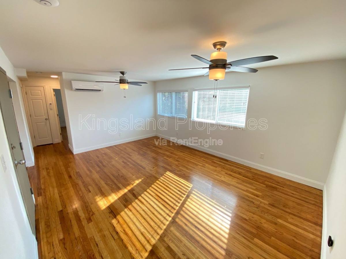 3024 Potomac St unit 3 – photo 2
