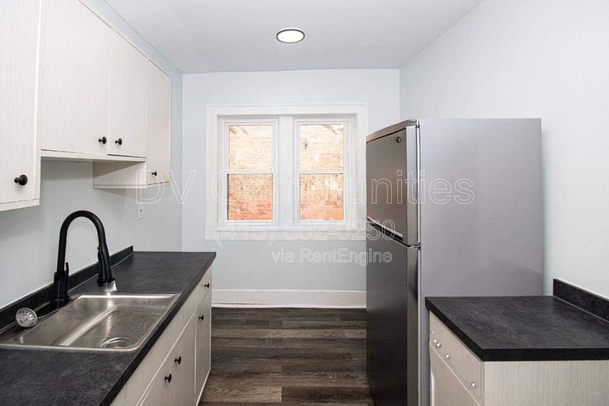 3300 E 149th St unit 10 – photo 4