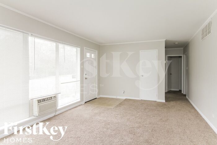 194 Monee Rd – photo 2