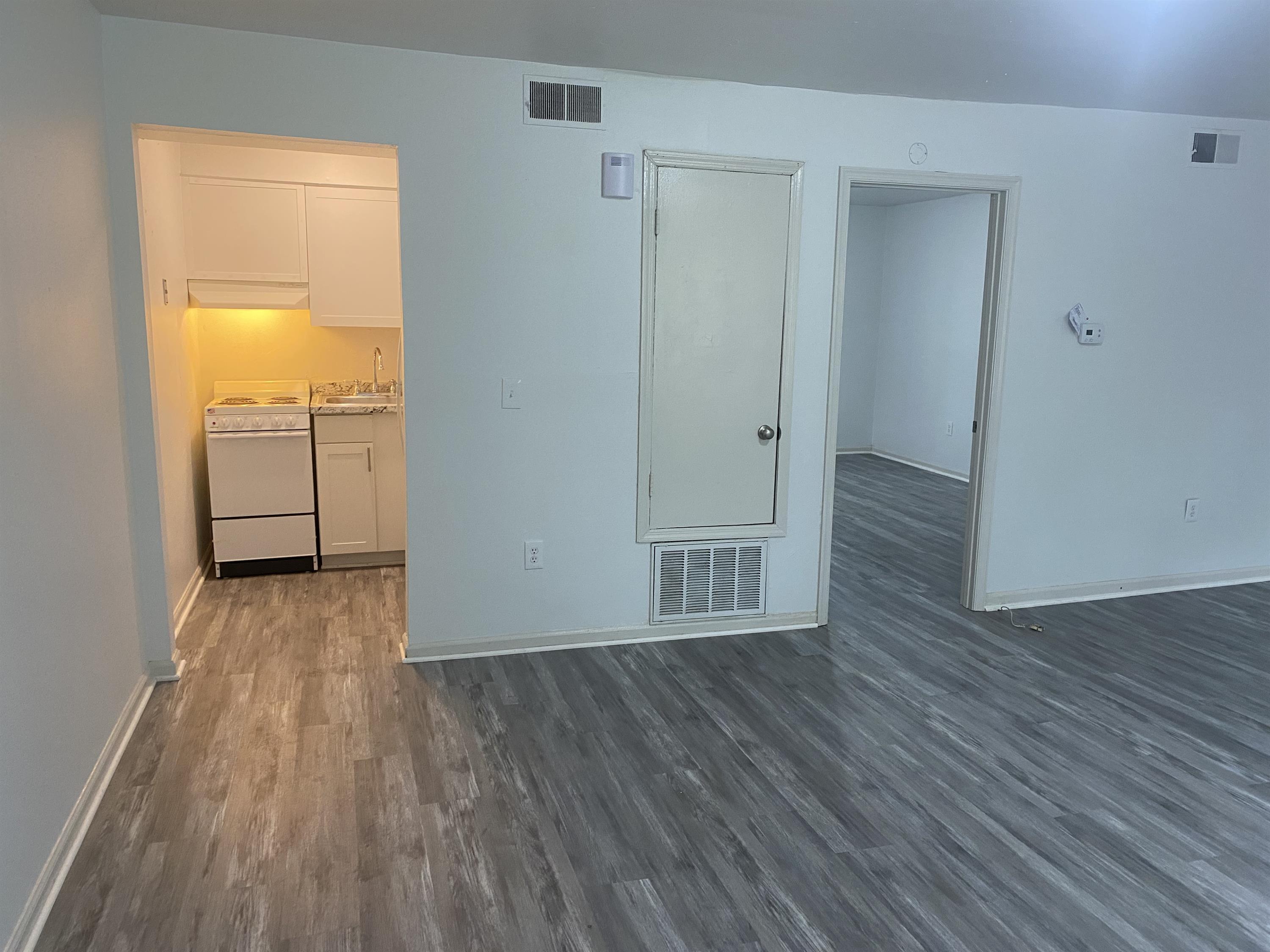 1512 NW Downing St unit 12 – photo 3